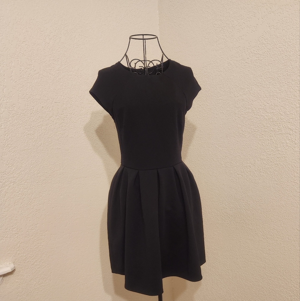 Romeo & Juliet Couture Black A-line Mini Dress